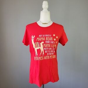 MOTHER'S DAY // red mama llama graphic tee